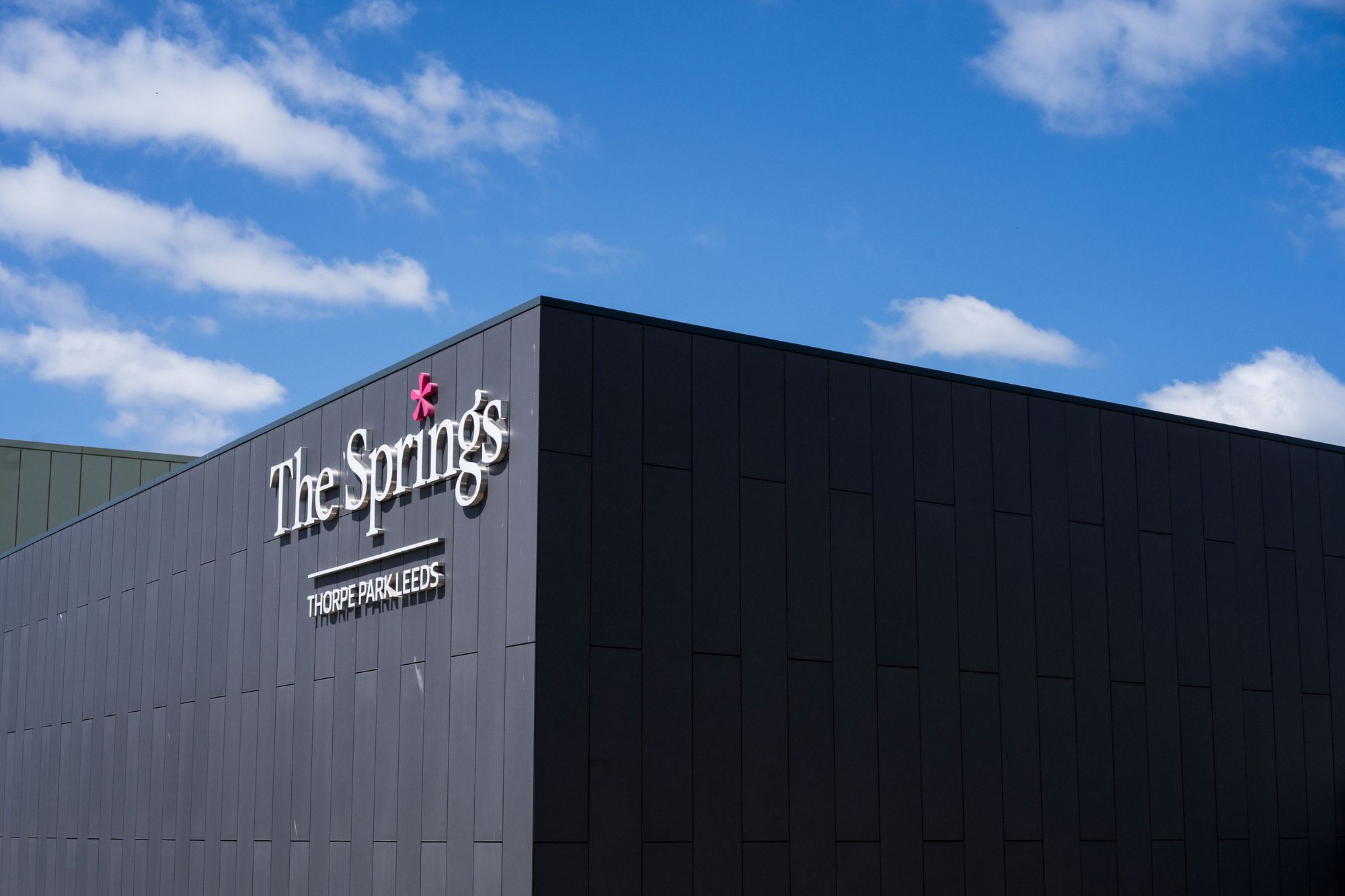 Starbucks to open in The Springs, Leeds