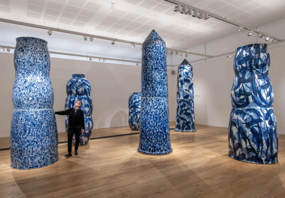 Felicity Aylieff: Expressions in Blue