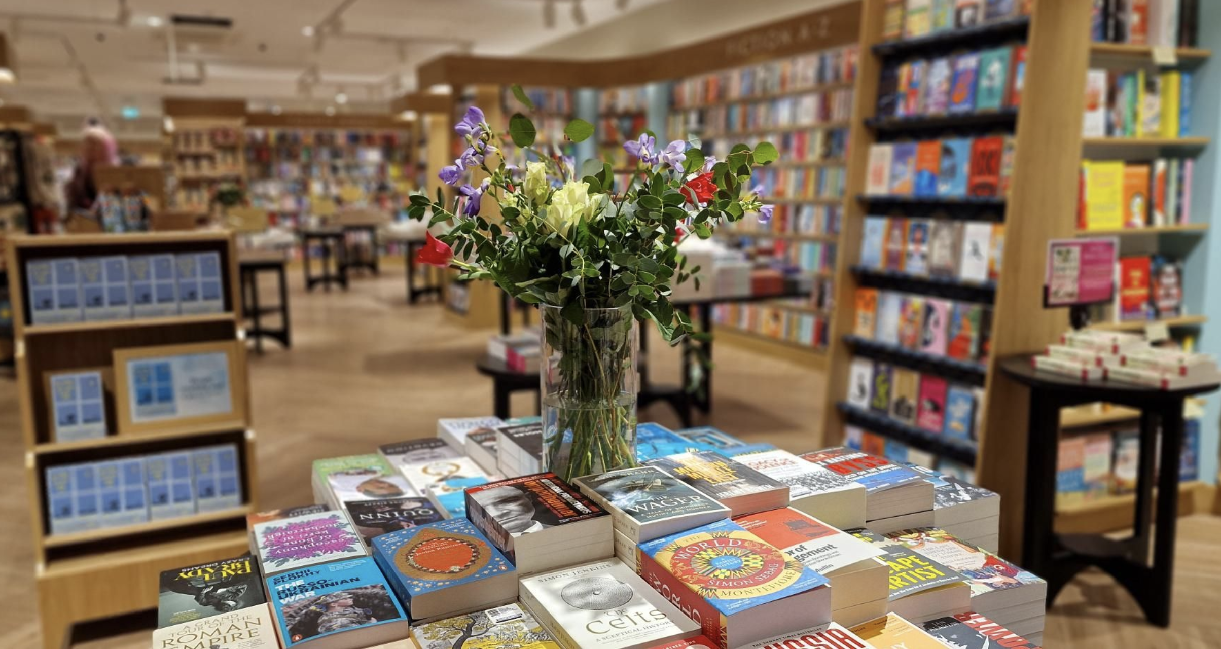 Waterstones to open at White Rose